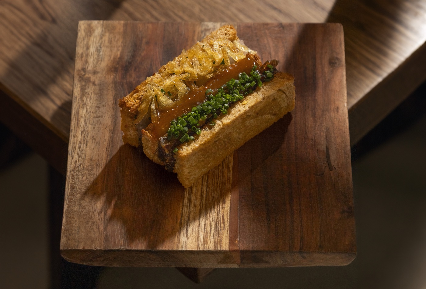 Sándwich de oreja y gamba blanca
